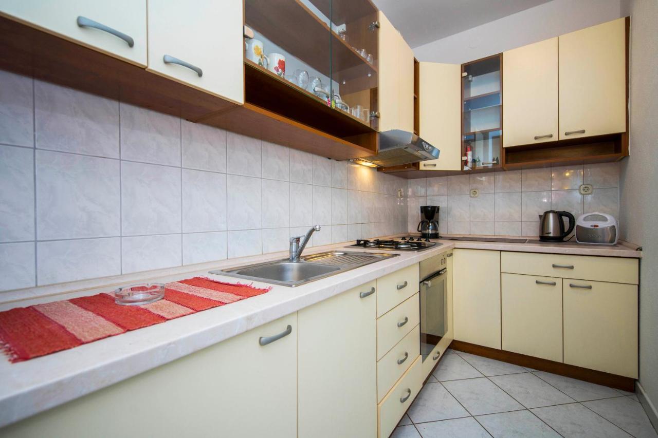 3 Bedroom Apartment Antonio Kaštela Buitenkant foto